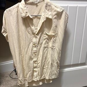 Blu Pepper Cream Button-Up Blouse